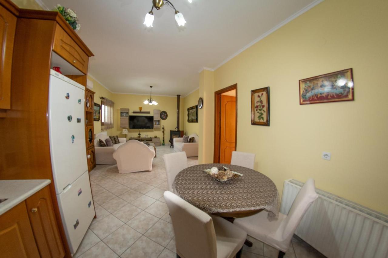 Kapetanios Apartments Agios Stefanos Avliotes  Eksteriør bilde