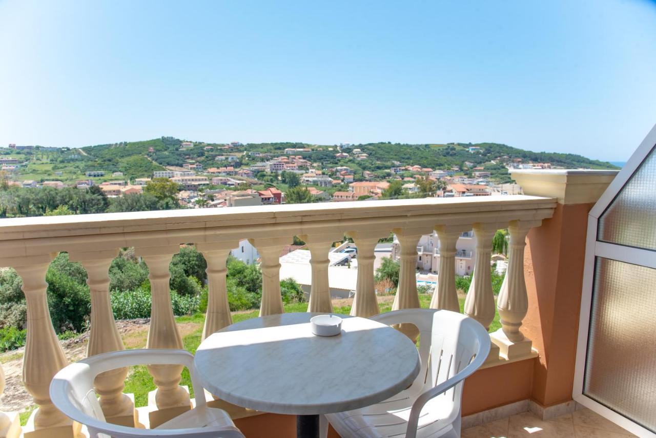 Kapetanios Apartments Agios Stefanos Avliotes  Eksteriør bilde