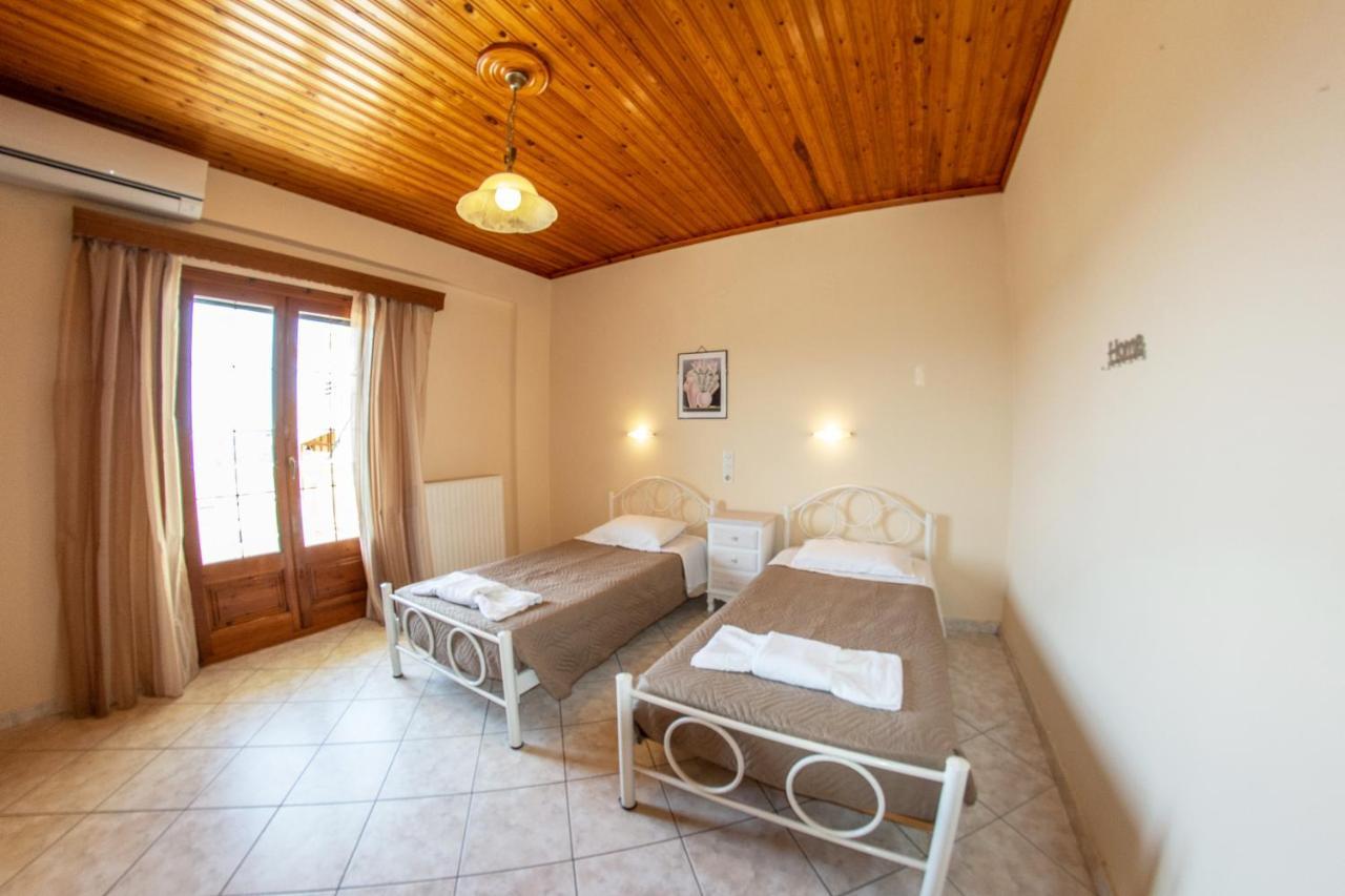 Kapetanios Apartments Agios Stefanos Avliotes  Eksteriør bilde