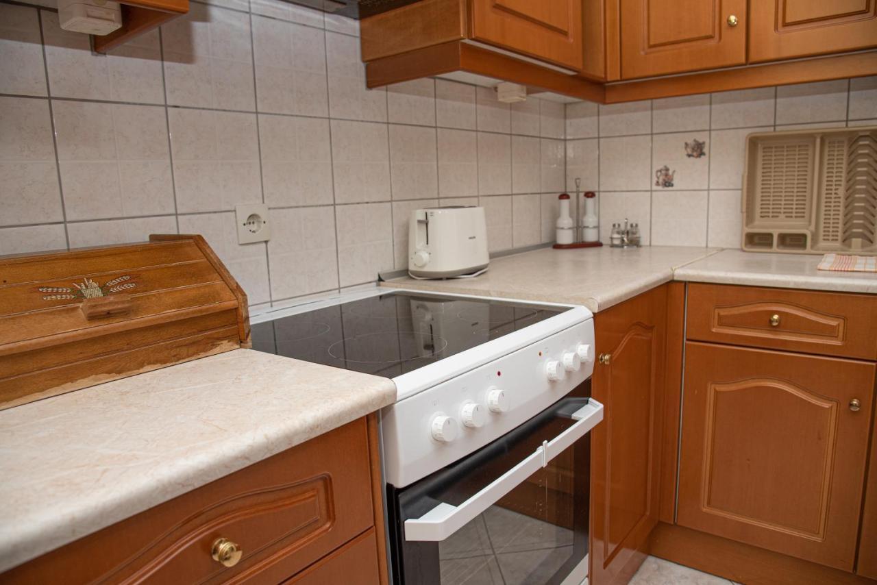 Kapetanios Apartments Agios Stefanos Avliotes  Eksteriør bilde