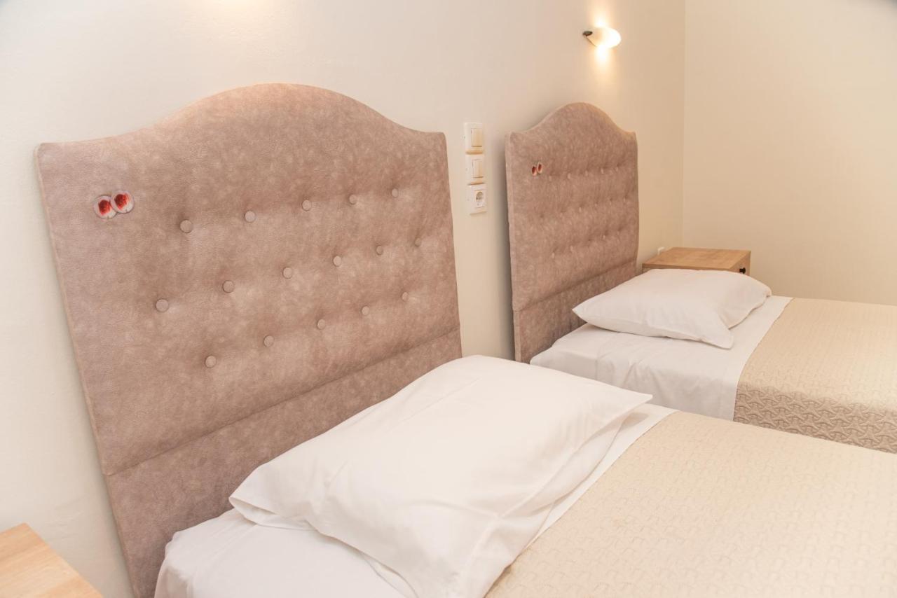 Kapetanios Apartments Agios Stefanos Avliotes  Eksteriør bilde